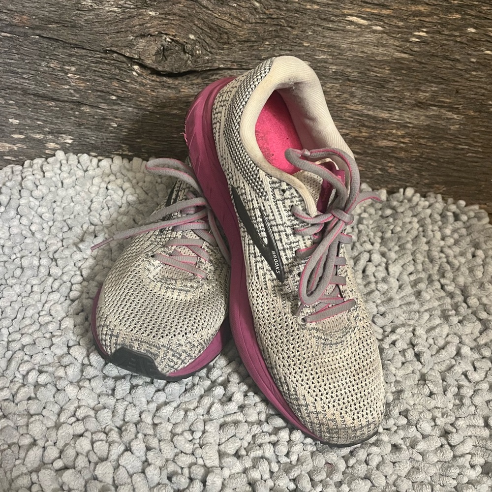 Brooks Revel 3 Running Shoes